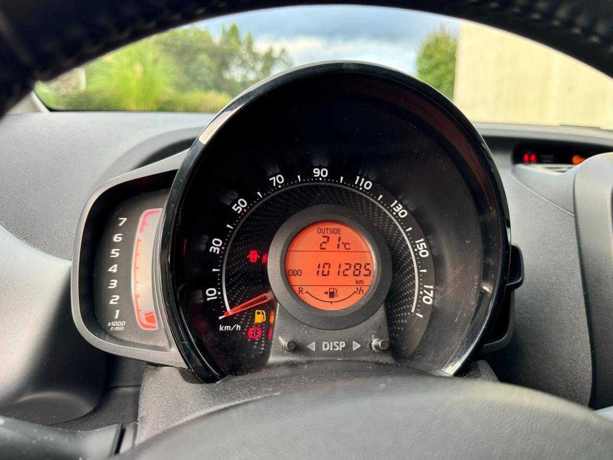 toyota-aygo-2019-gasolina-998cc