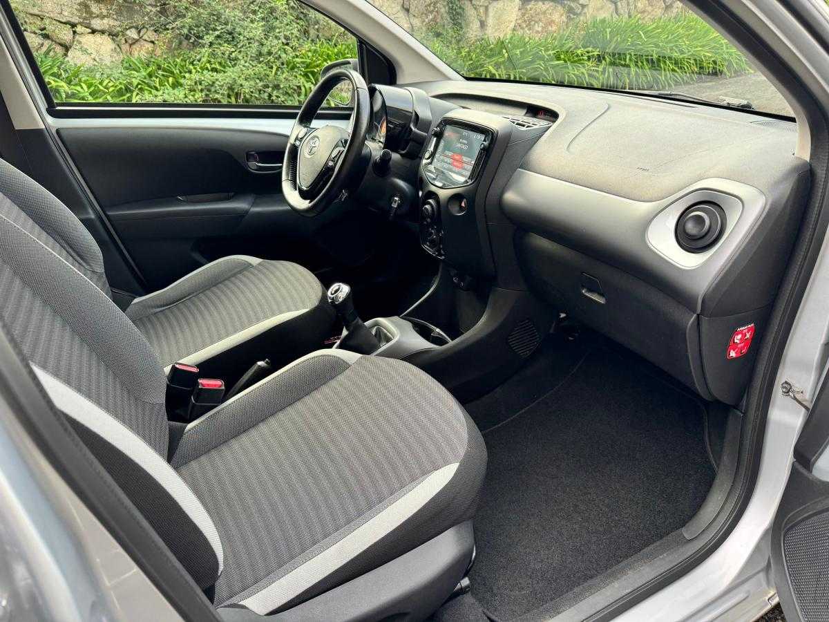 toyota-aygo-2019-gasolina-998cc