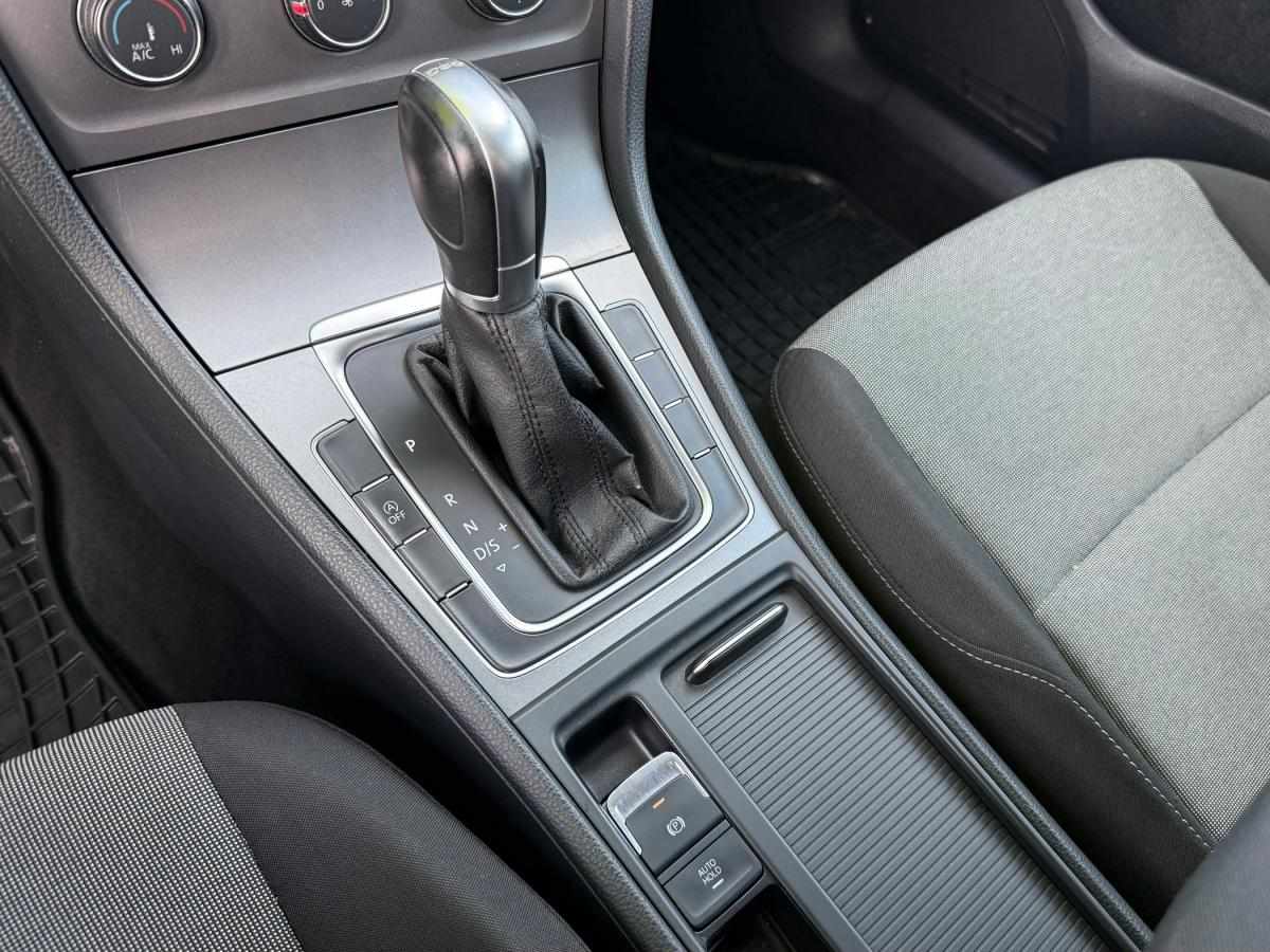 volkswagen-golf-2014-diesel-1598cc