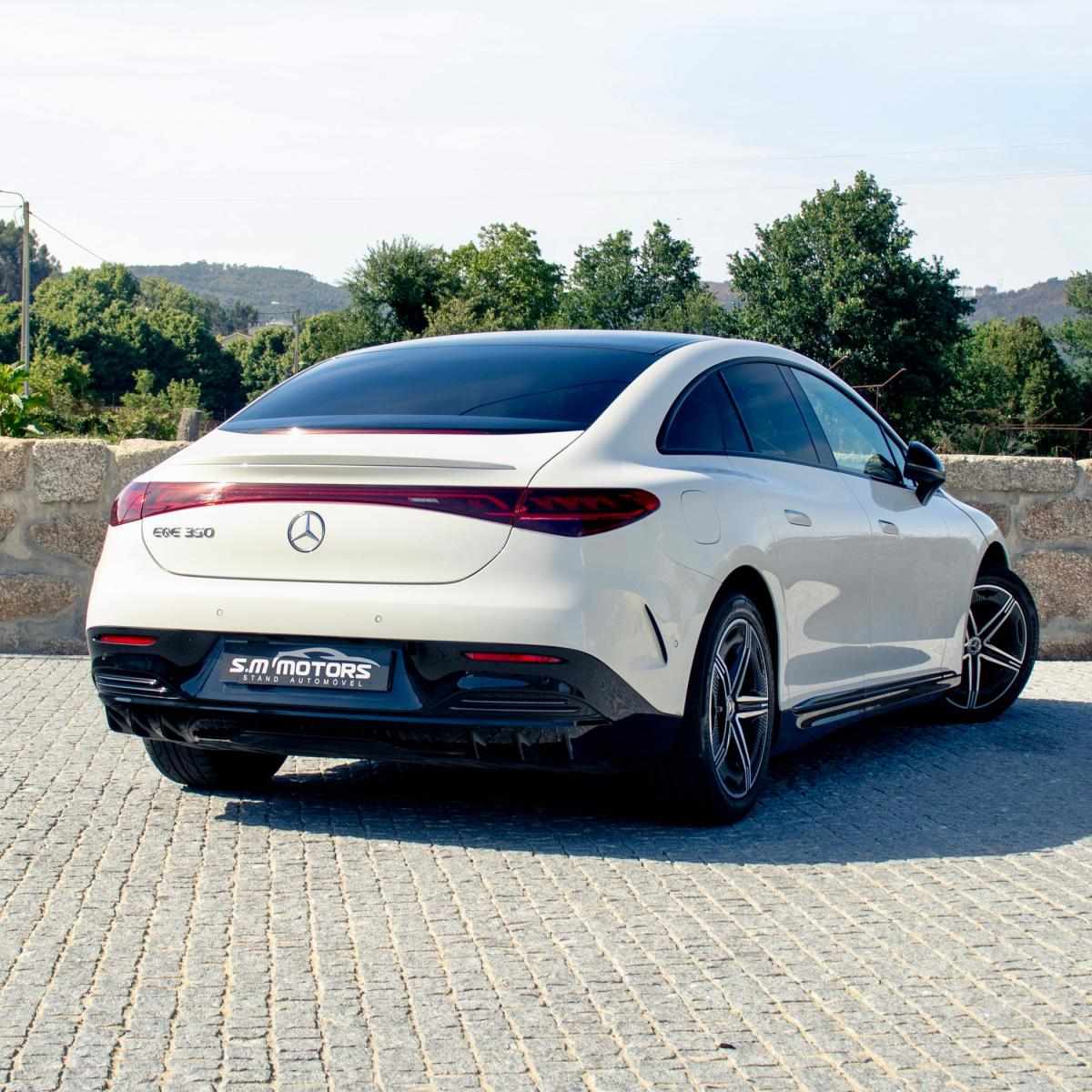 mercedes-benz-eqe-2022-eletrico-500cc