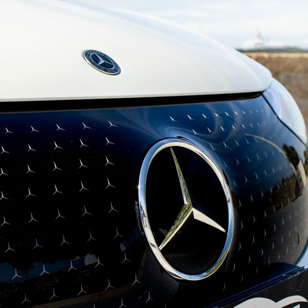 mercedes-benz-eqe-2022-eletrico-500cc
