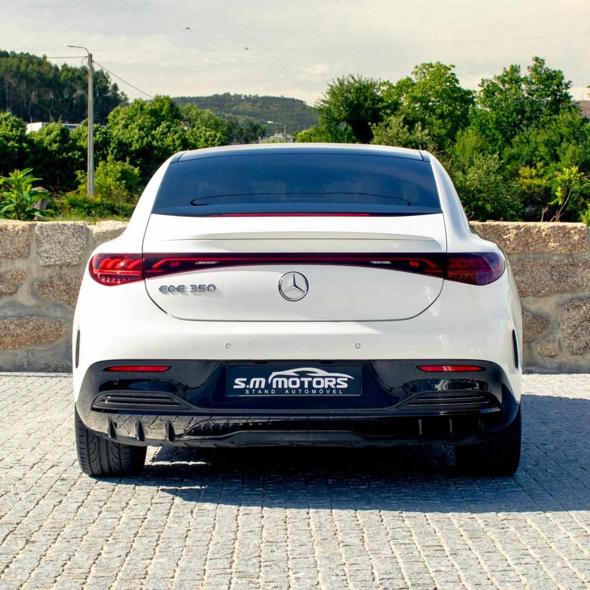 mercedes-benz-eqe-2022-eletrico-500cc