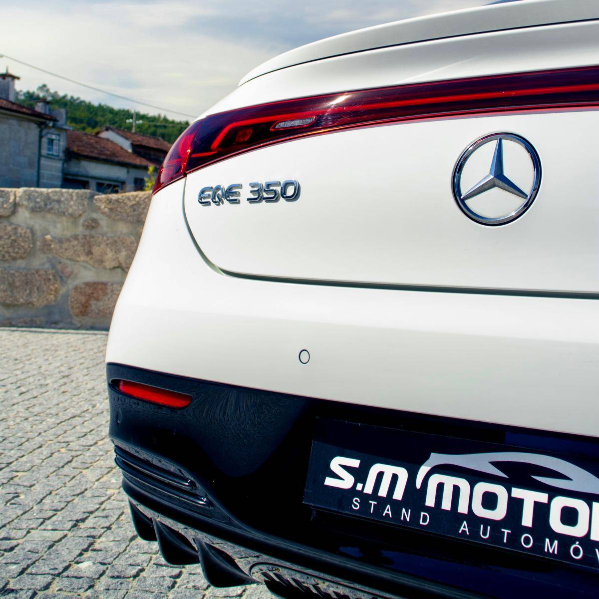 mercedes-benz-eqe-2022-eletrico-500cc