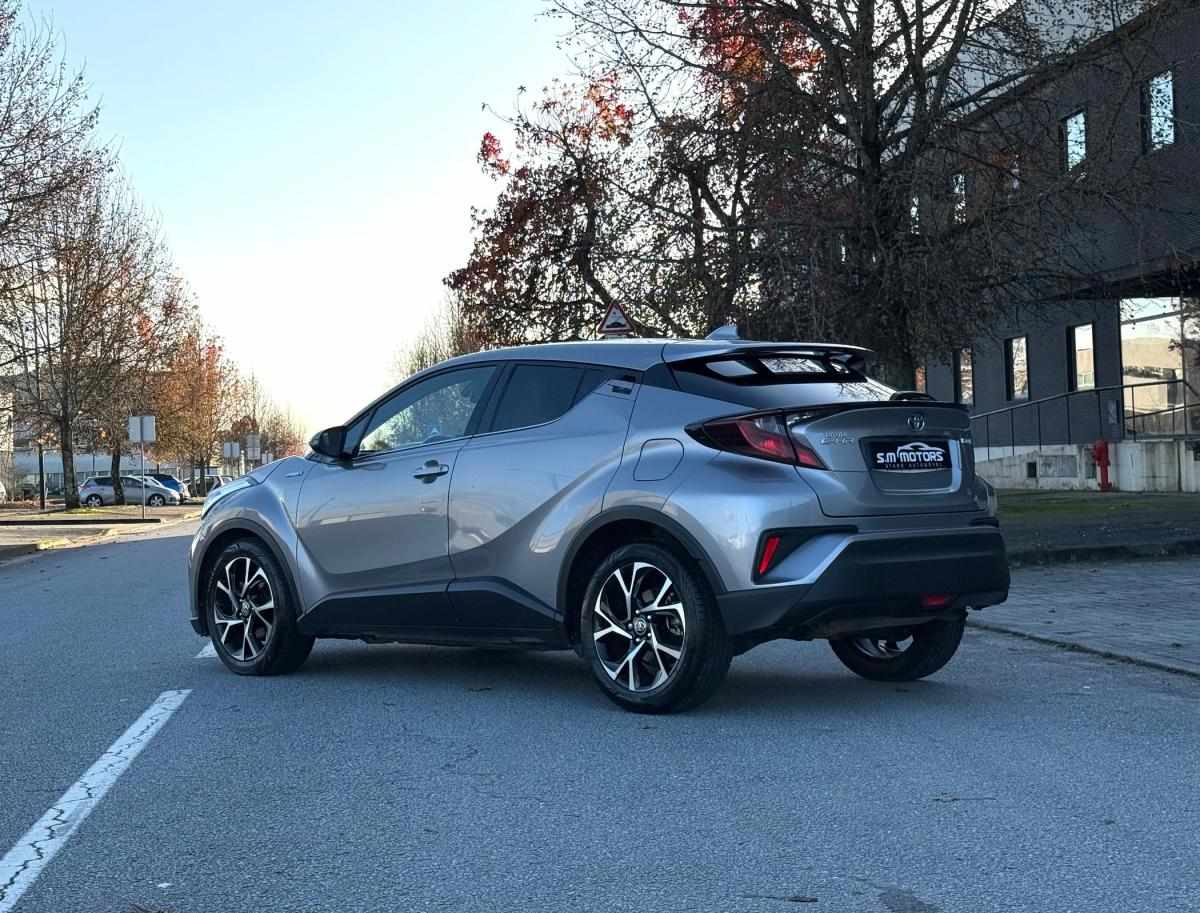 toyota-c-hr-2020-hibrido-a-gasolina-1798cc
