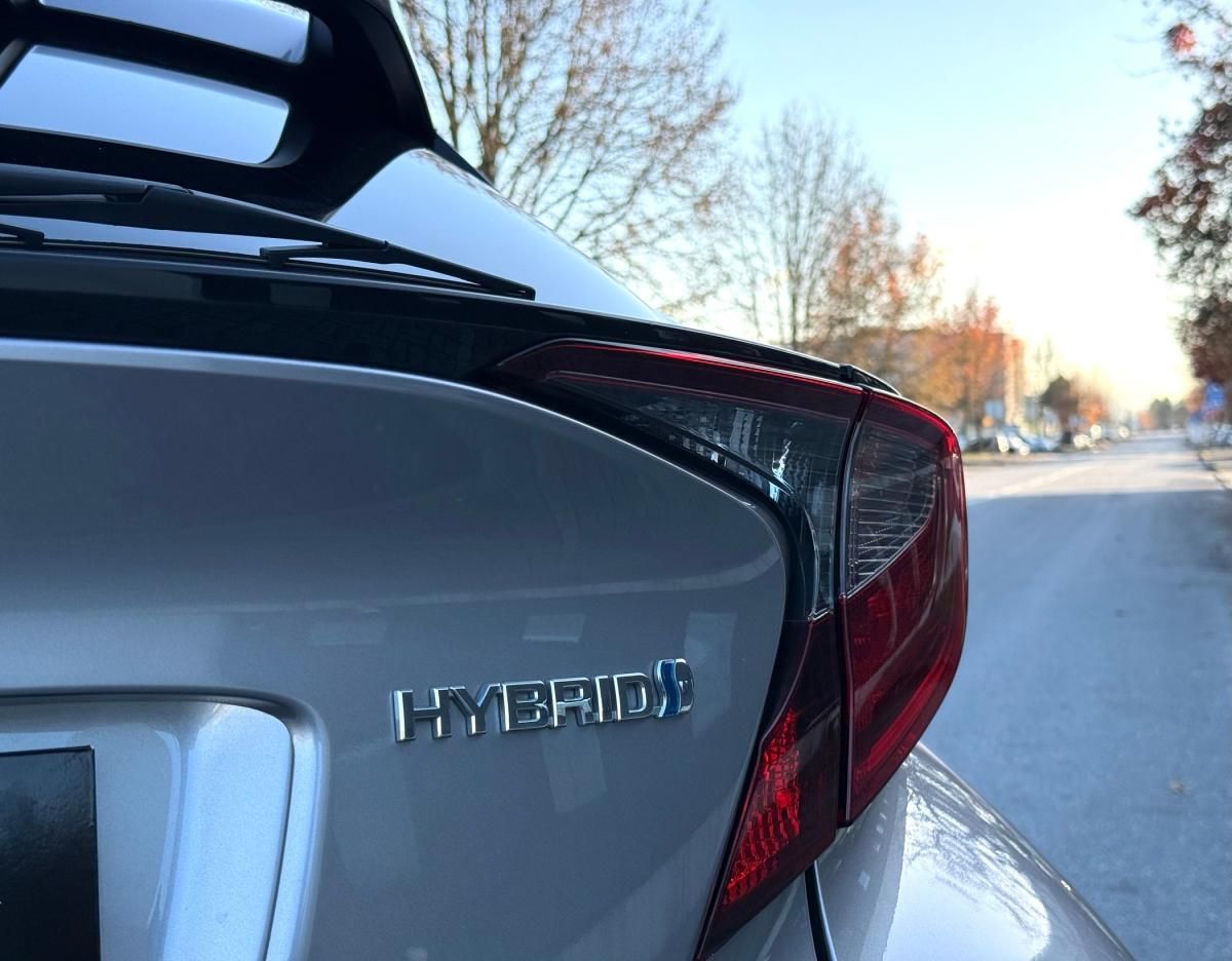 toyota-c-hr-2020-hibrido-a-gasolina-1798cc