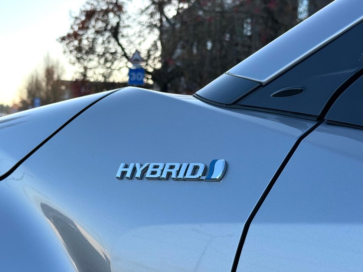 toyota-c-hr-2020-hibrido-a-gasolina-1798cc