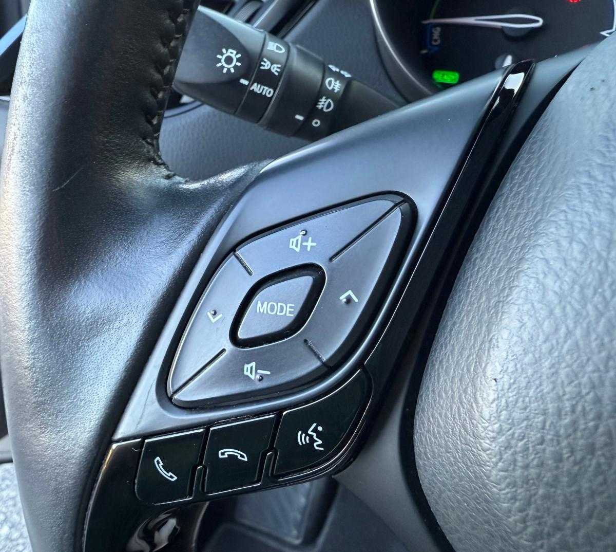 toyota-c-hr-2020-hibrido-a-gasolina-1798cc