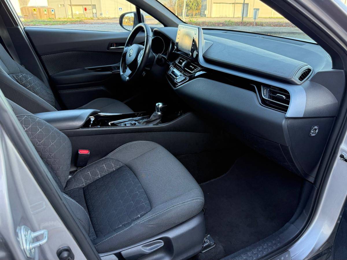 toyota-c-hr-2020-hibrido-a-gasolina-1798cc