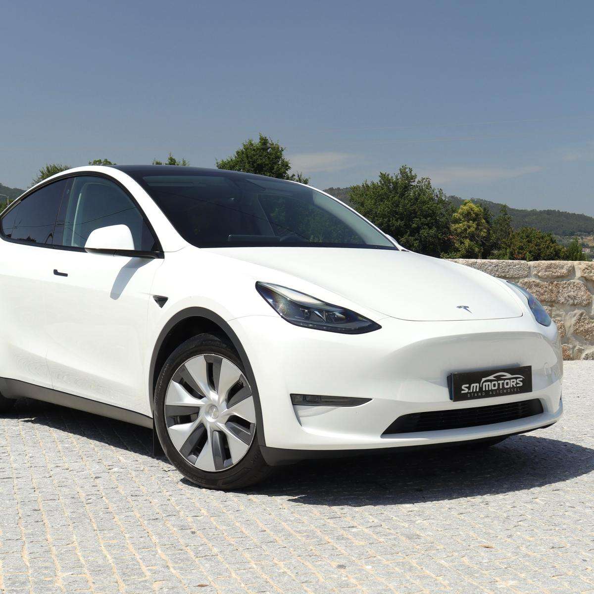 tesla-model-y-2023-eletrico-500cc