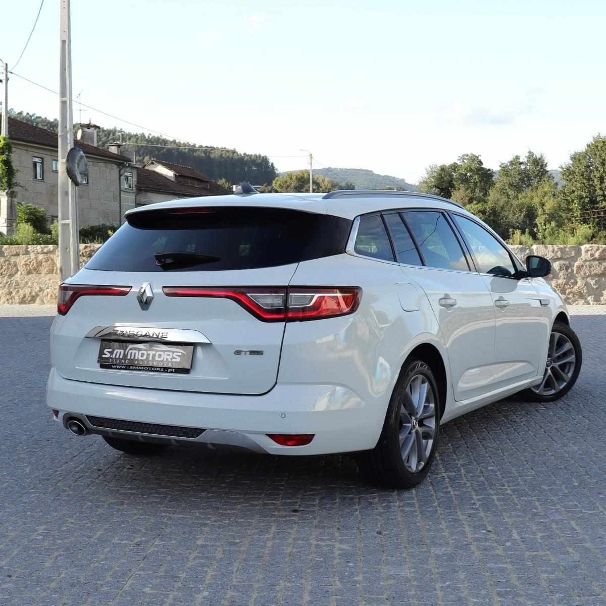 renault-megane-sport-tourer-2017-diesel-1461cc