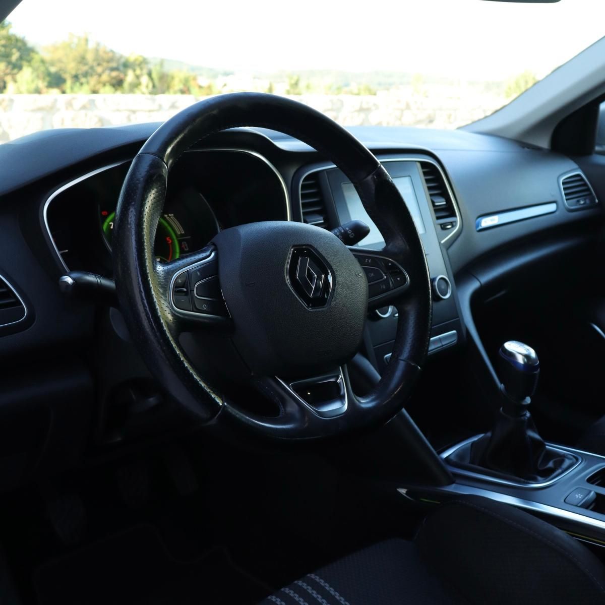 renault-megane-sport-tourer-2017-diesel-1461cc