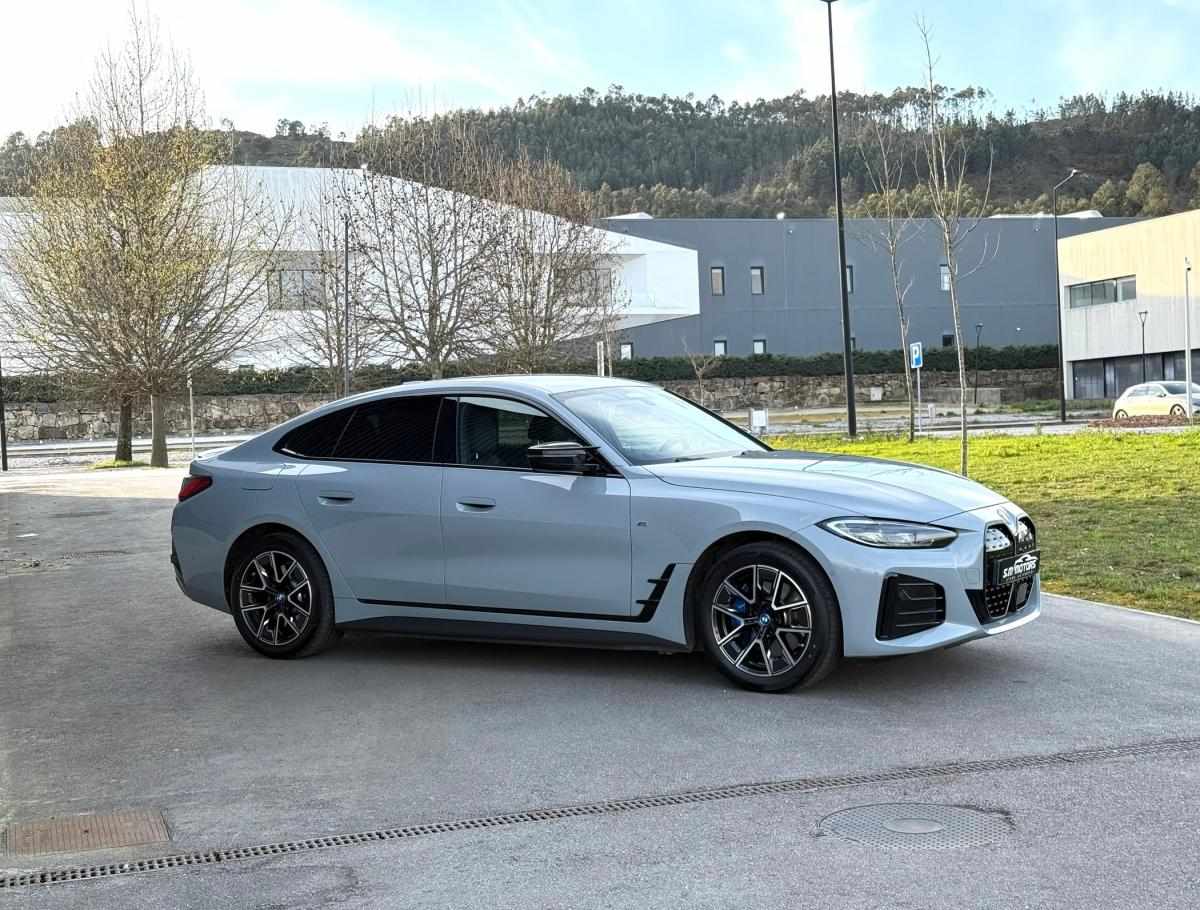 bmw-i4-2024-eletrico-500cc