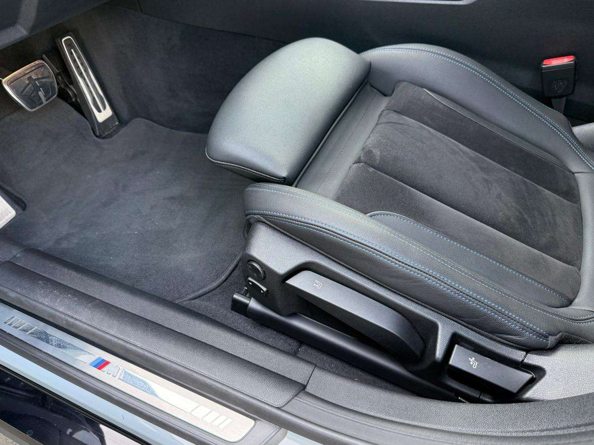 bmw-i4-2024-eletrico-500cc
