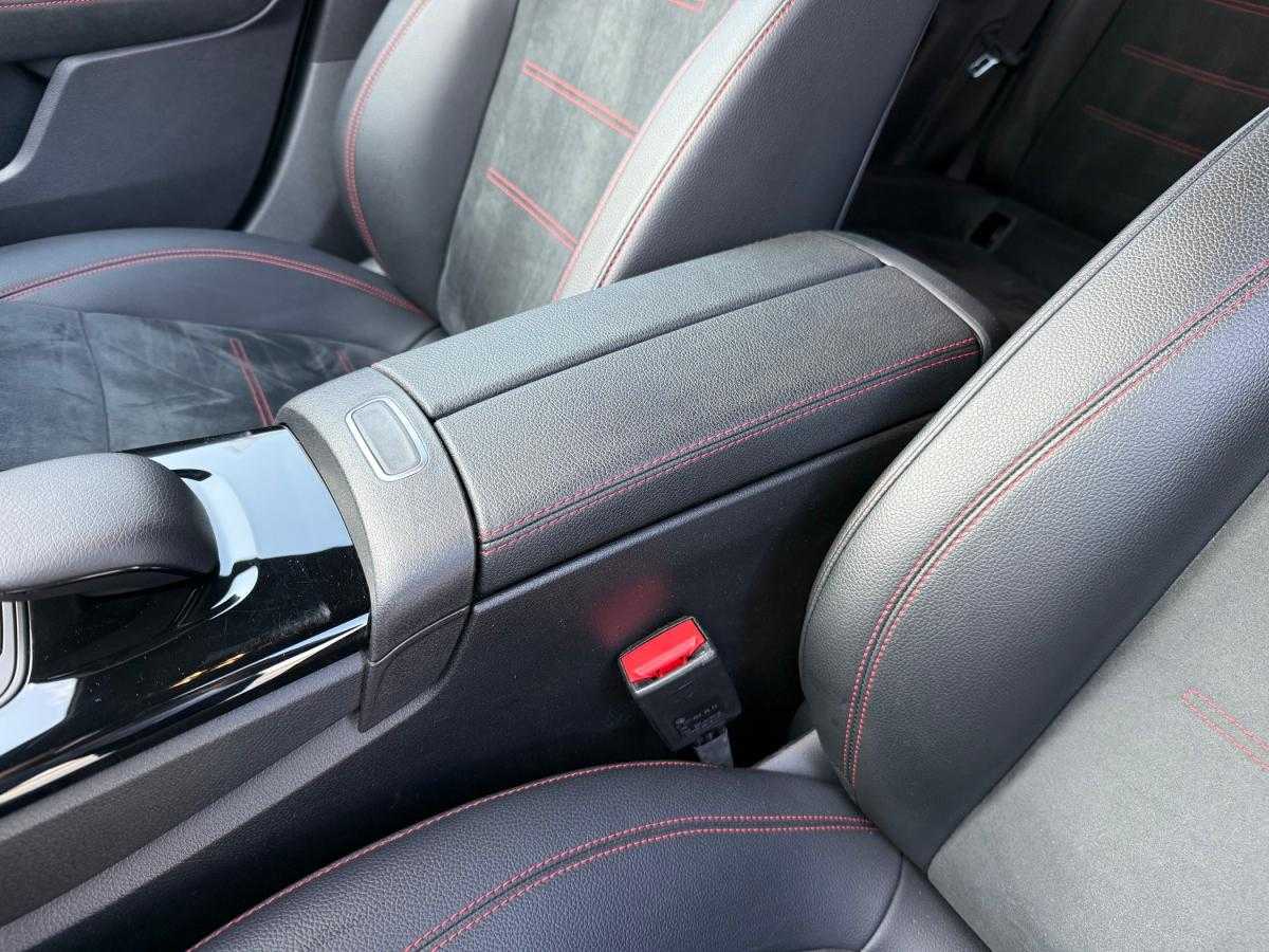 mercedes-benz-cla-2022-hibrido-a-gasolina-1332cc