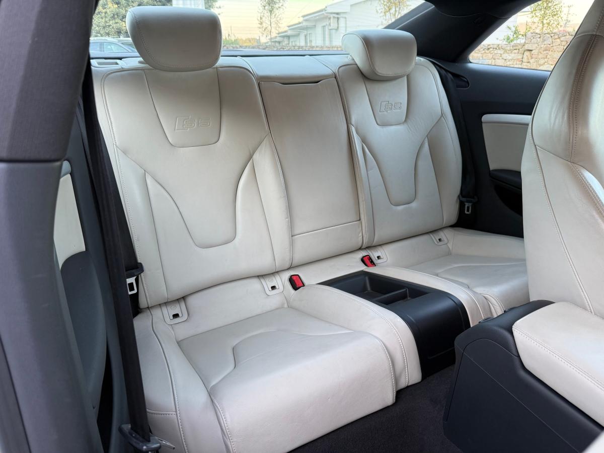 audi-s5-2009-gasolina-4163cc