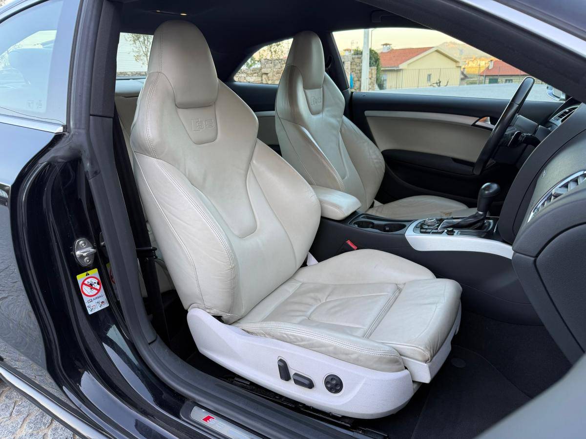 audi-s5-2009-gasolina-4163cc