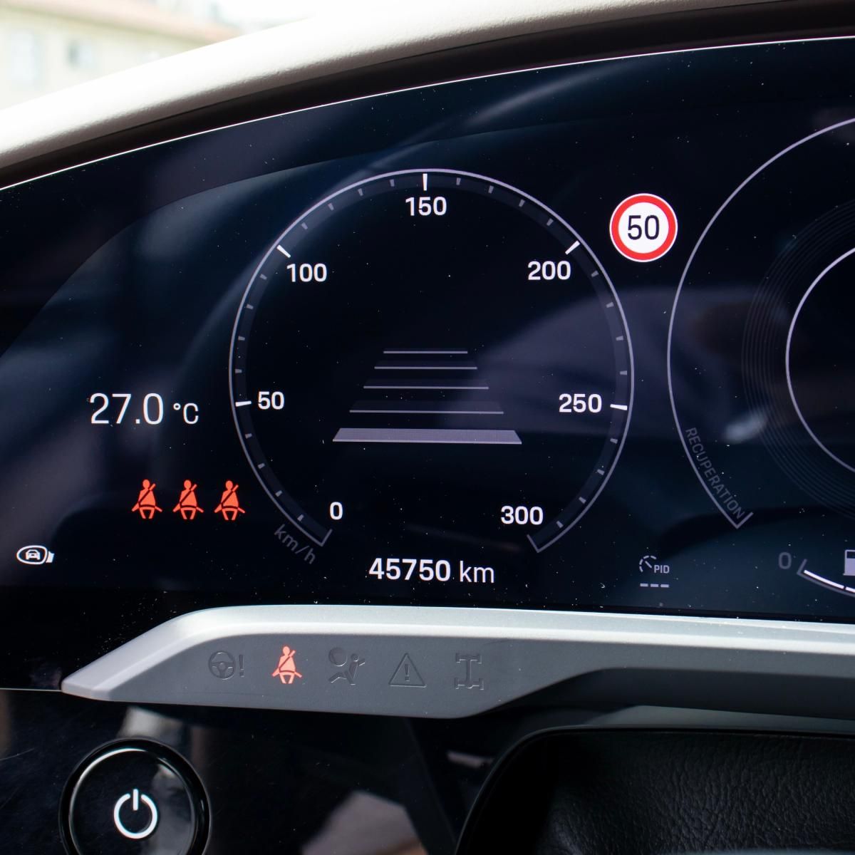 porsche-taycan-2023-eletrico-500cc