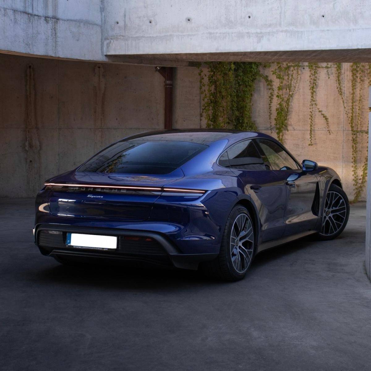 porsche-taycan-2022-eletrico-500cc