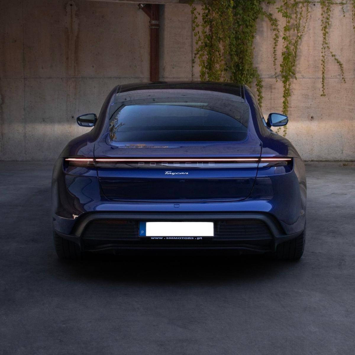 porsche-taycan-2022-eletrico-500cc