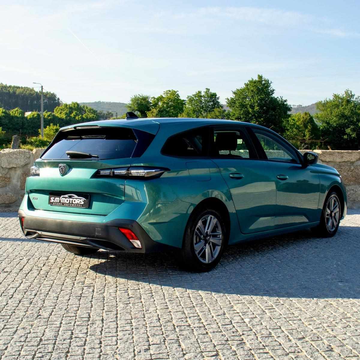 peugeot-308-sw-2024-gasolina-1199cc