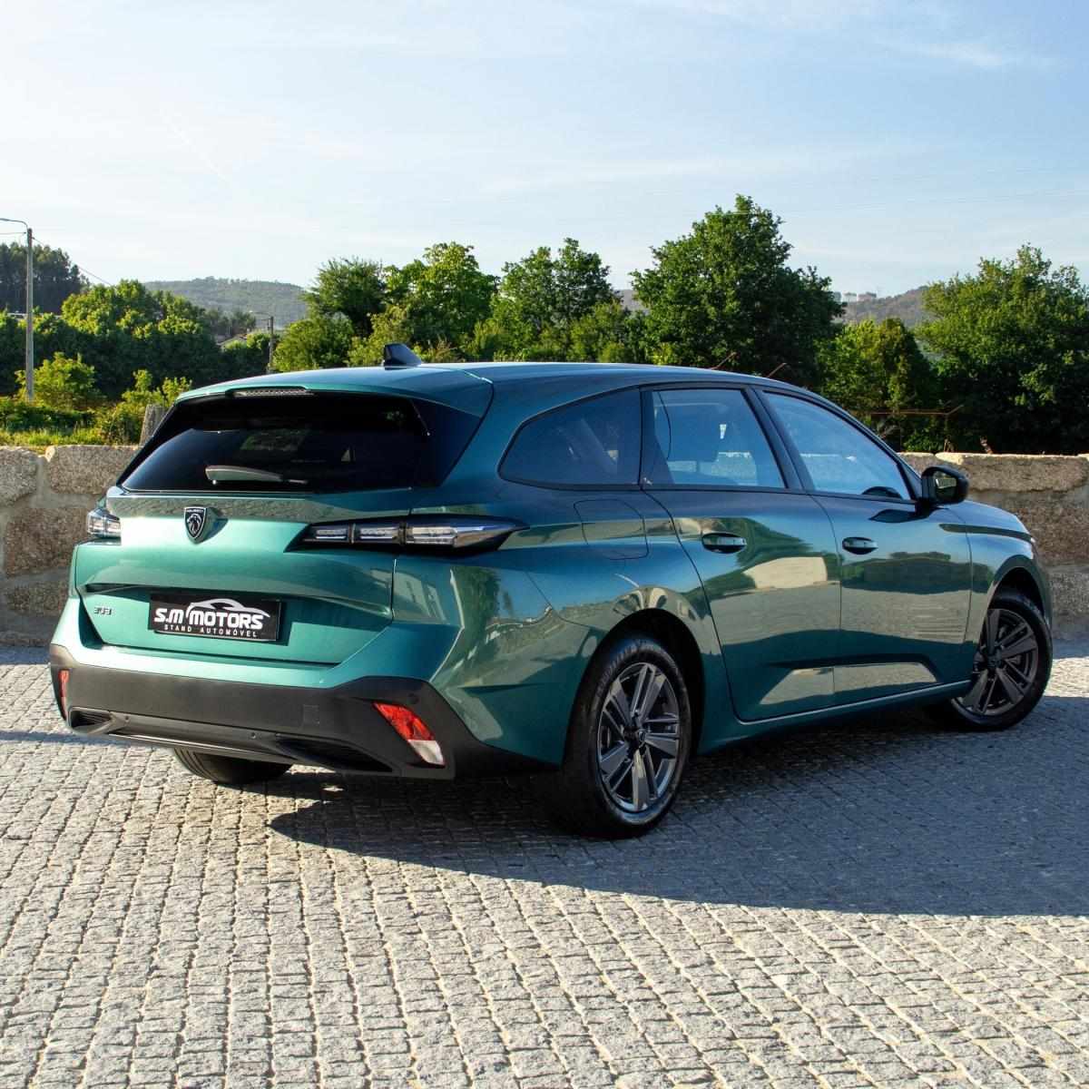 peugeot-308-sw-2024-gasolina-1199cc