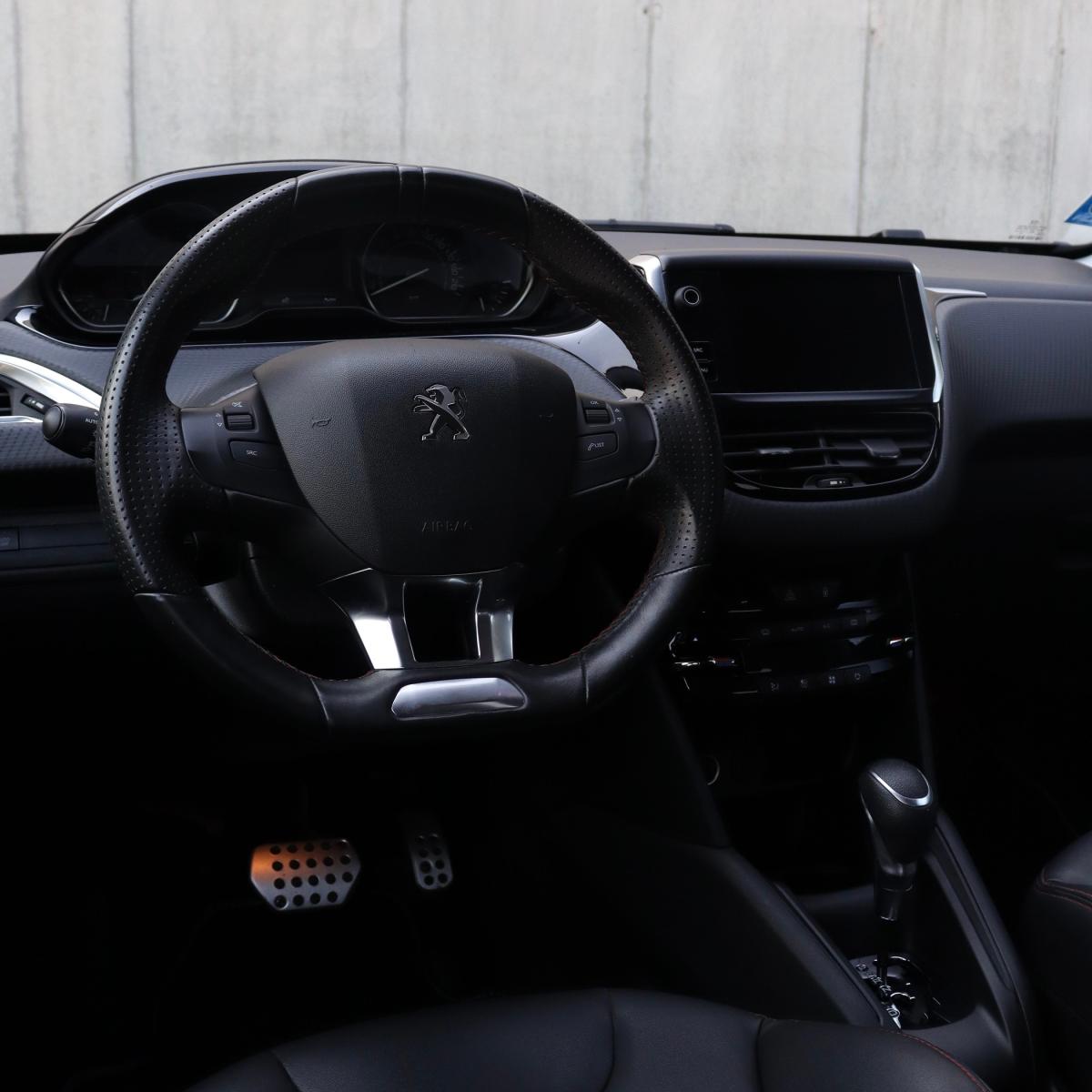 peugeot-208-2019-gasolina-1199cc