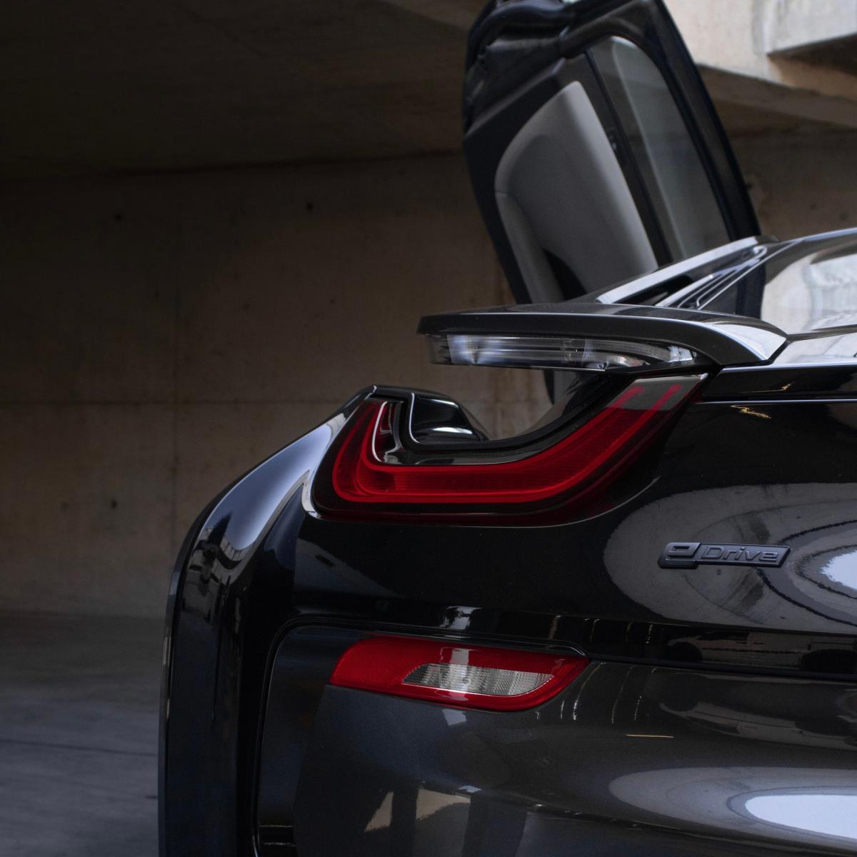 bmw-i8-2017-hibrido-a-gasolina-1499cc