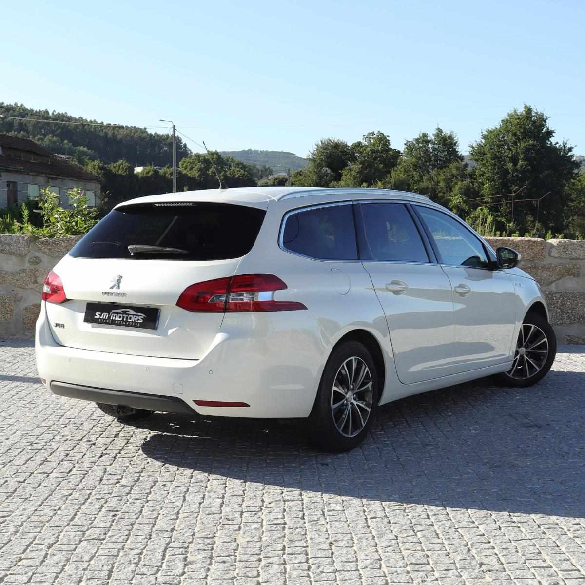 peugeot-308-sw-2015-gasolina-1199cc