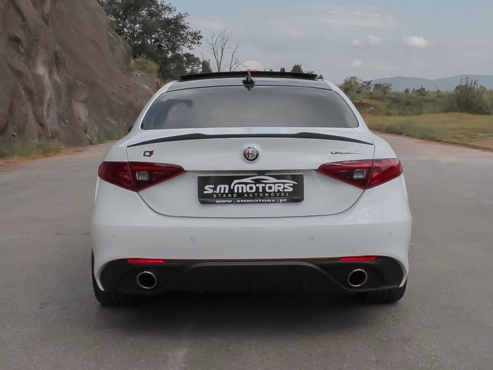 alfa-romeo-giulia-2019-diesel-2143cc