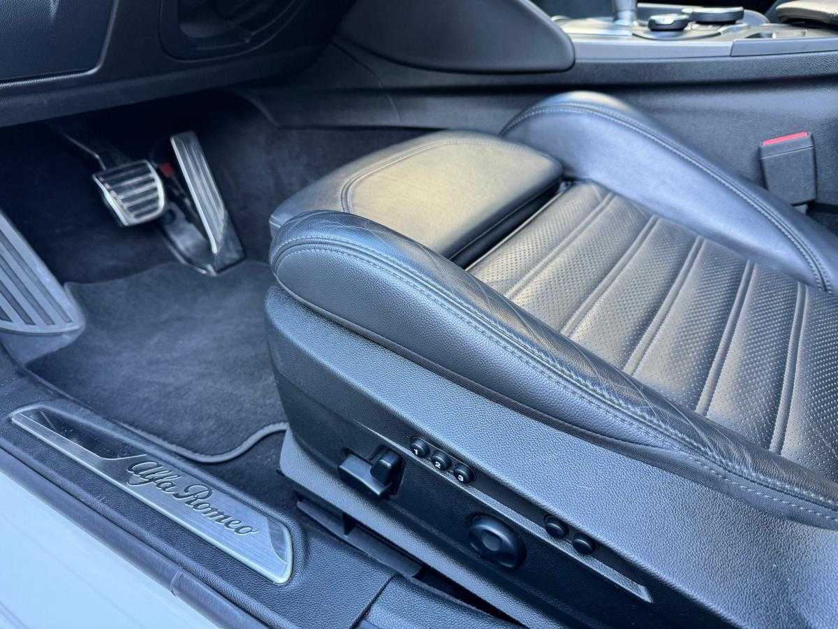 alfa-romeo-giulia-2019-diesel-2143cc