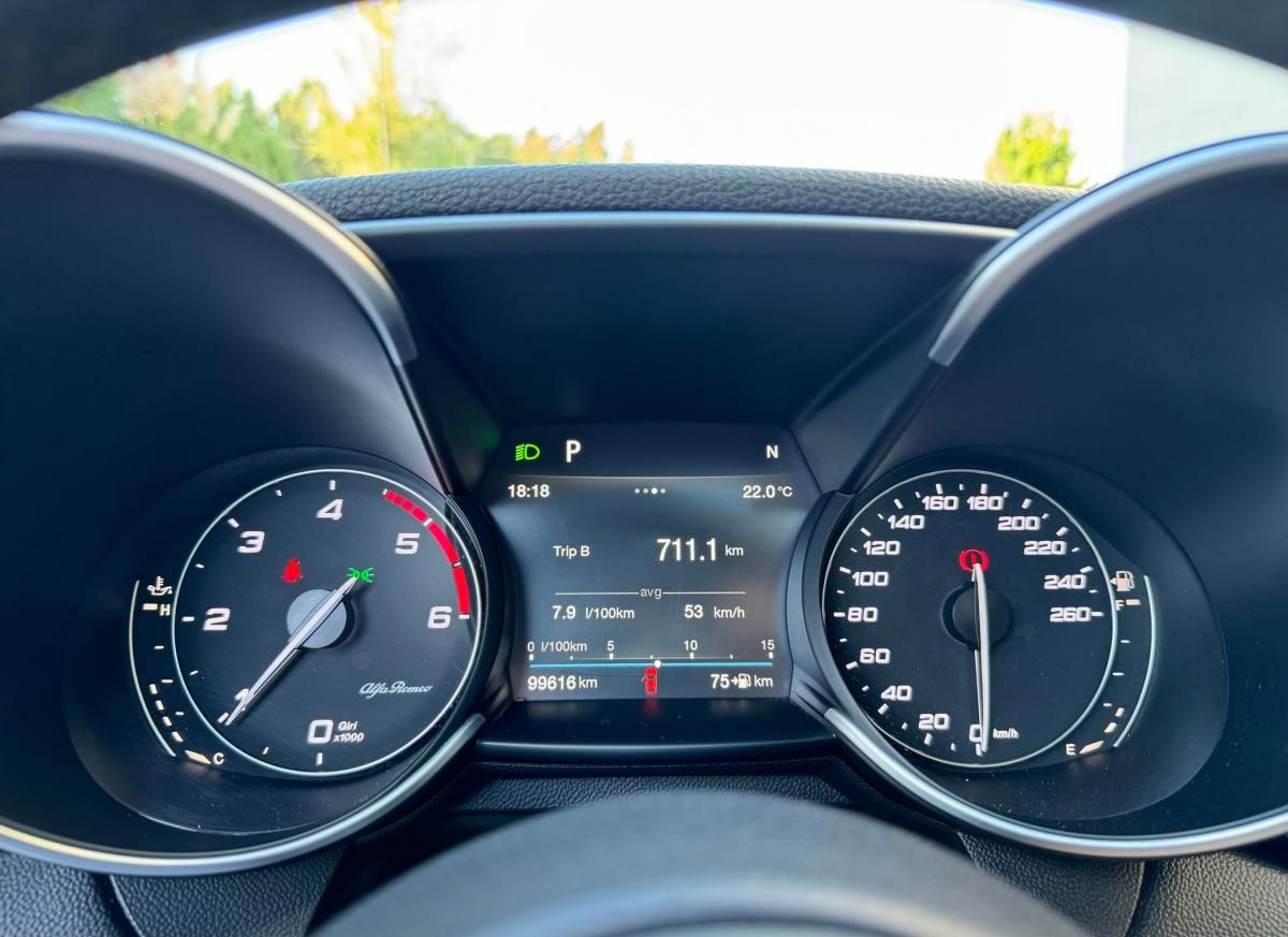 alfa-romeo-giulia-2019-diesel-2143cc