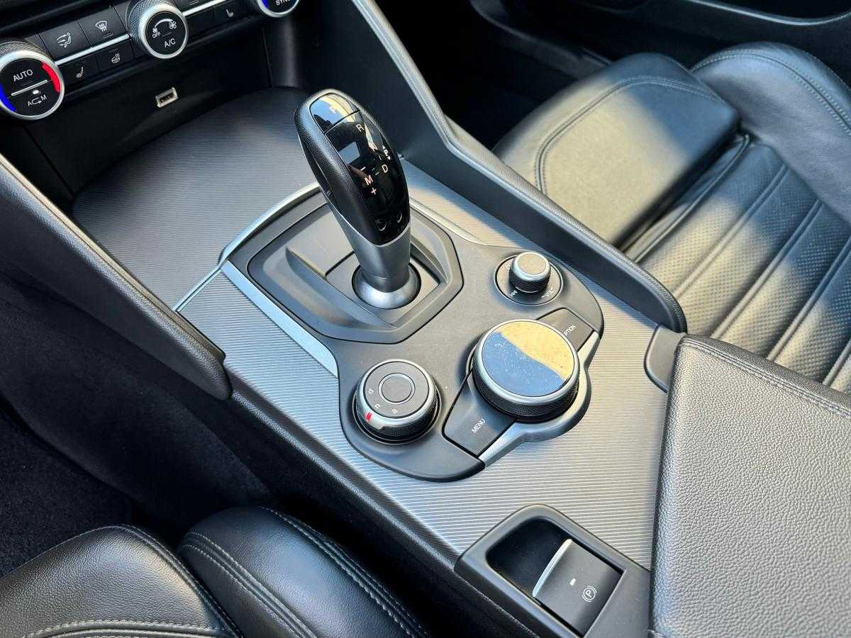 alfa-romeo-giulia-2019-diesel-2143cc
