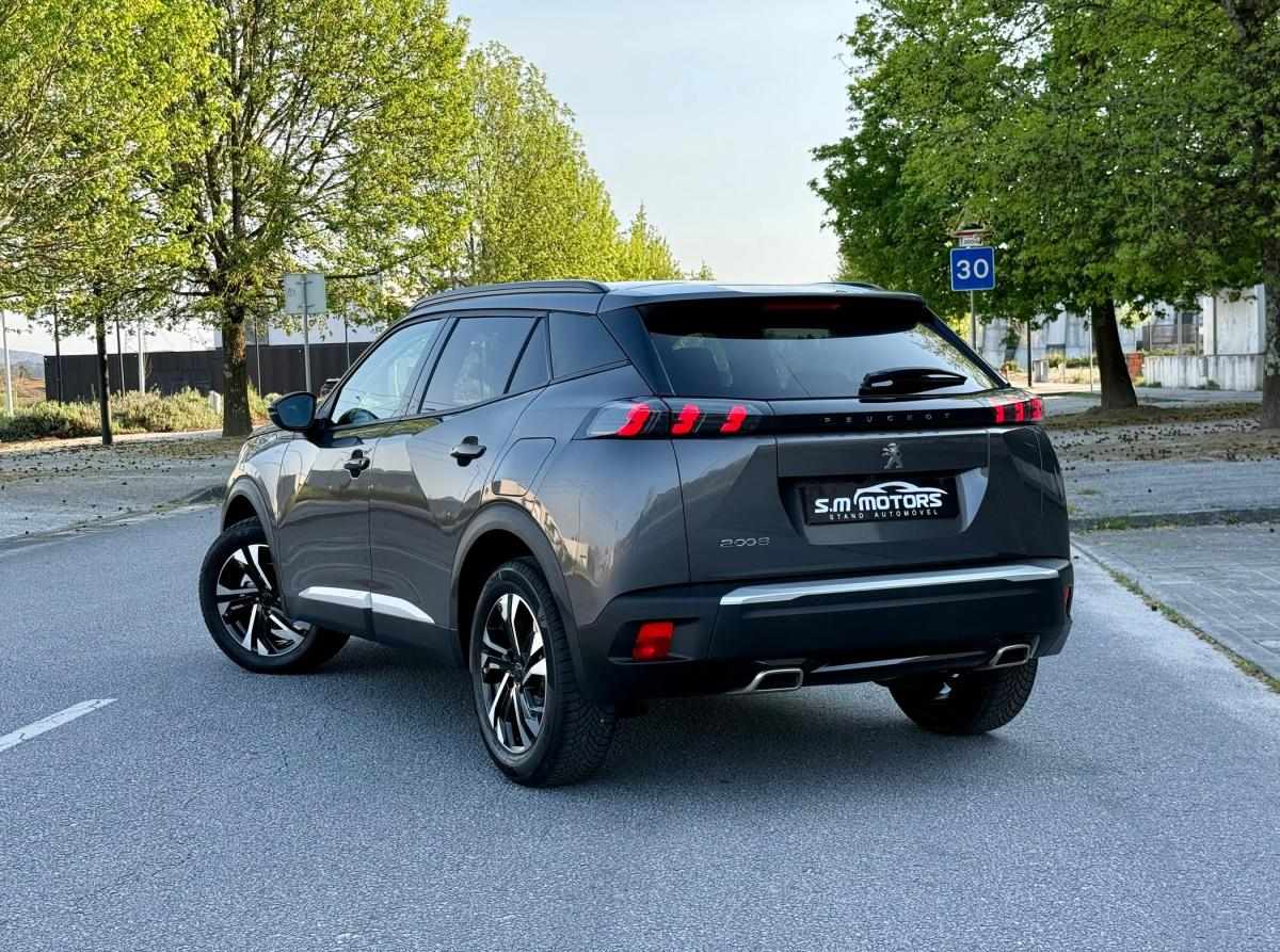 peugeot-2008-2022-gasolina-1199cc