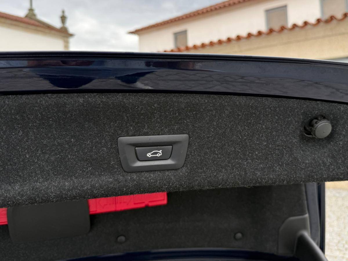 bmw-serie-3-2019-hibrido-a-gasolina-1998cc