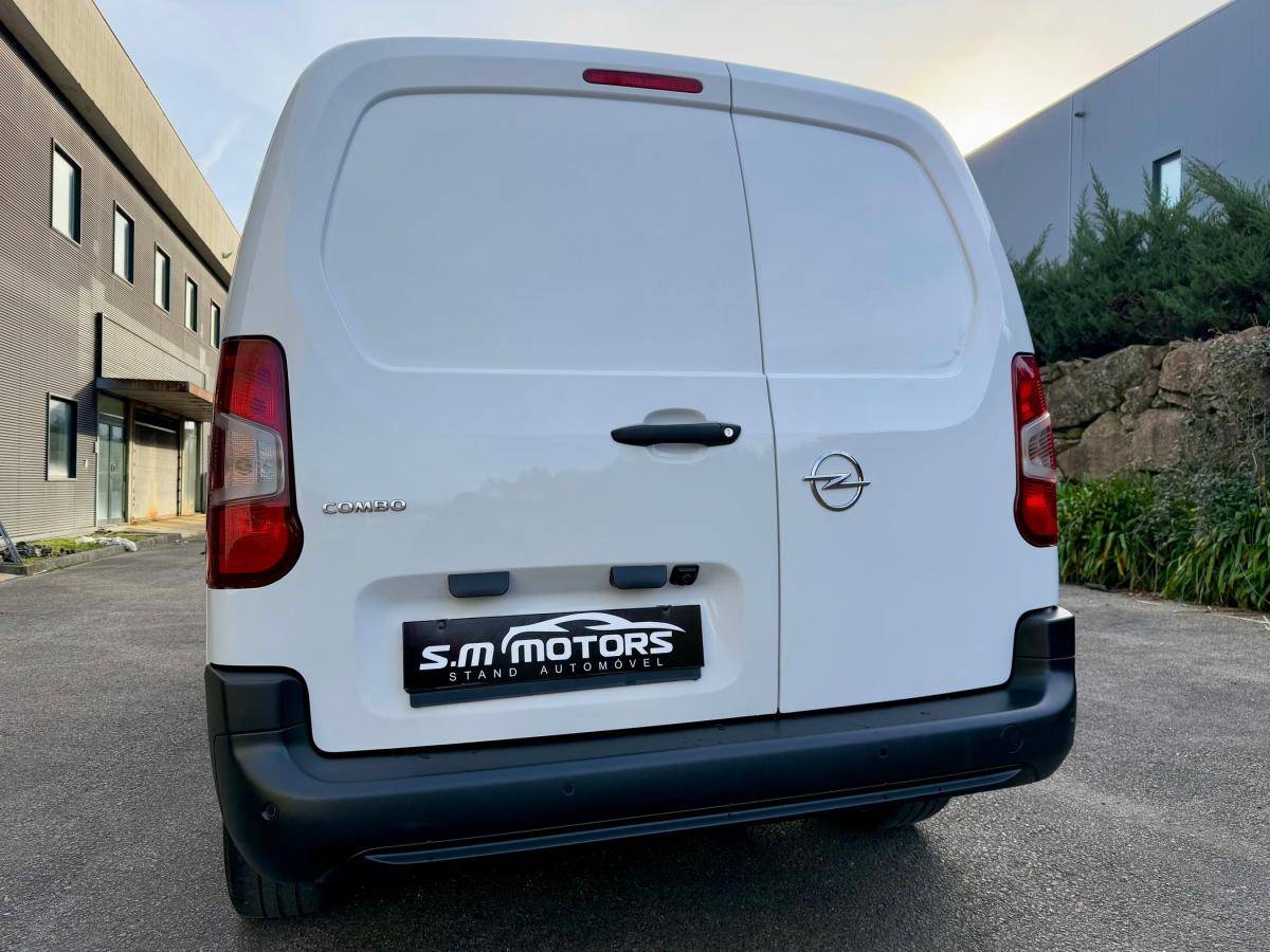 opel-combo-2023-diesel-1499cc