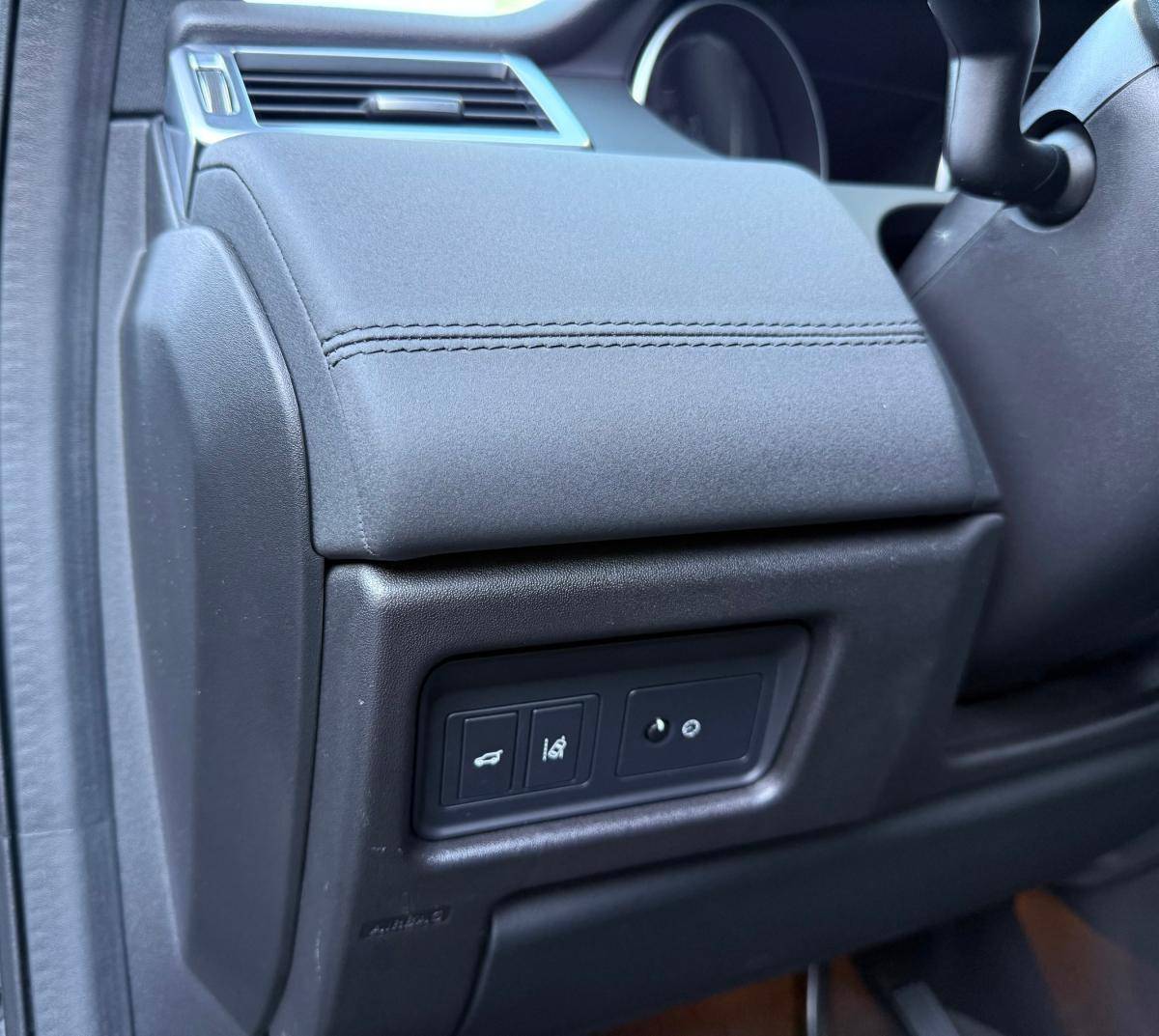 land-rover-discovery-sport-2016-diesel-1999cc