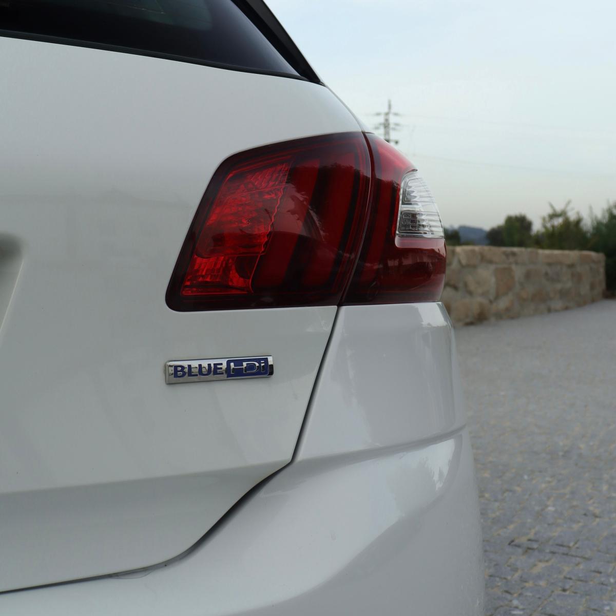peugeot-308-2016-diesel-1560cc