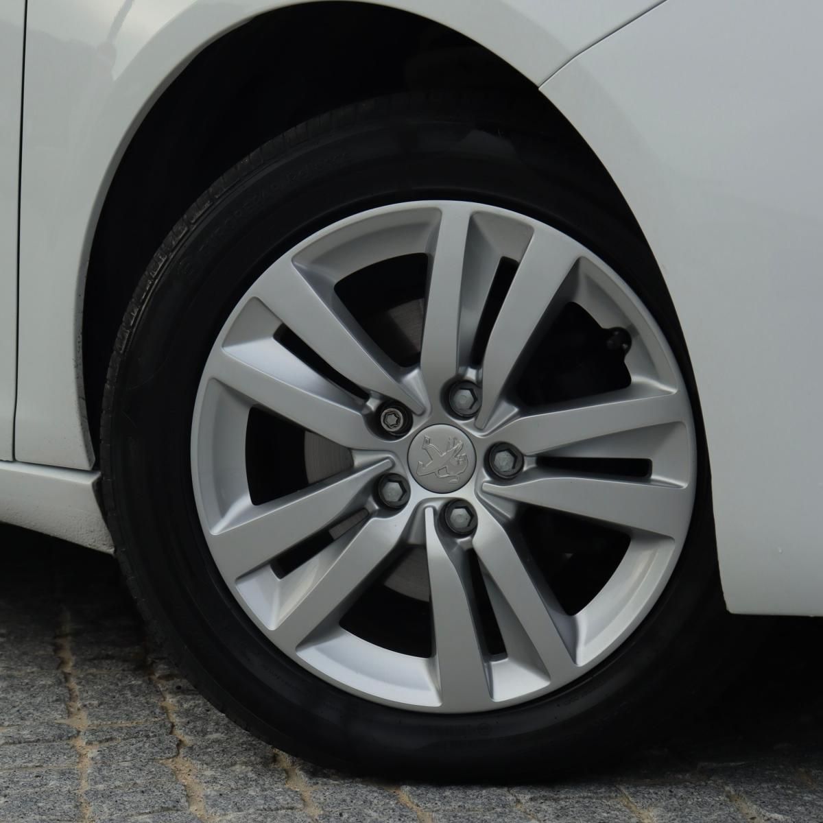 peugeot-308-2016-diesel-1560cc