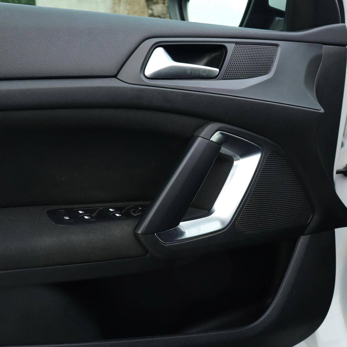 peugeot-308-2016-diesel-1560cc