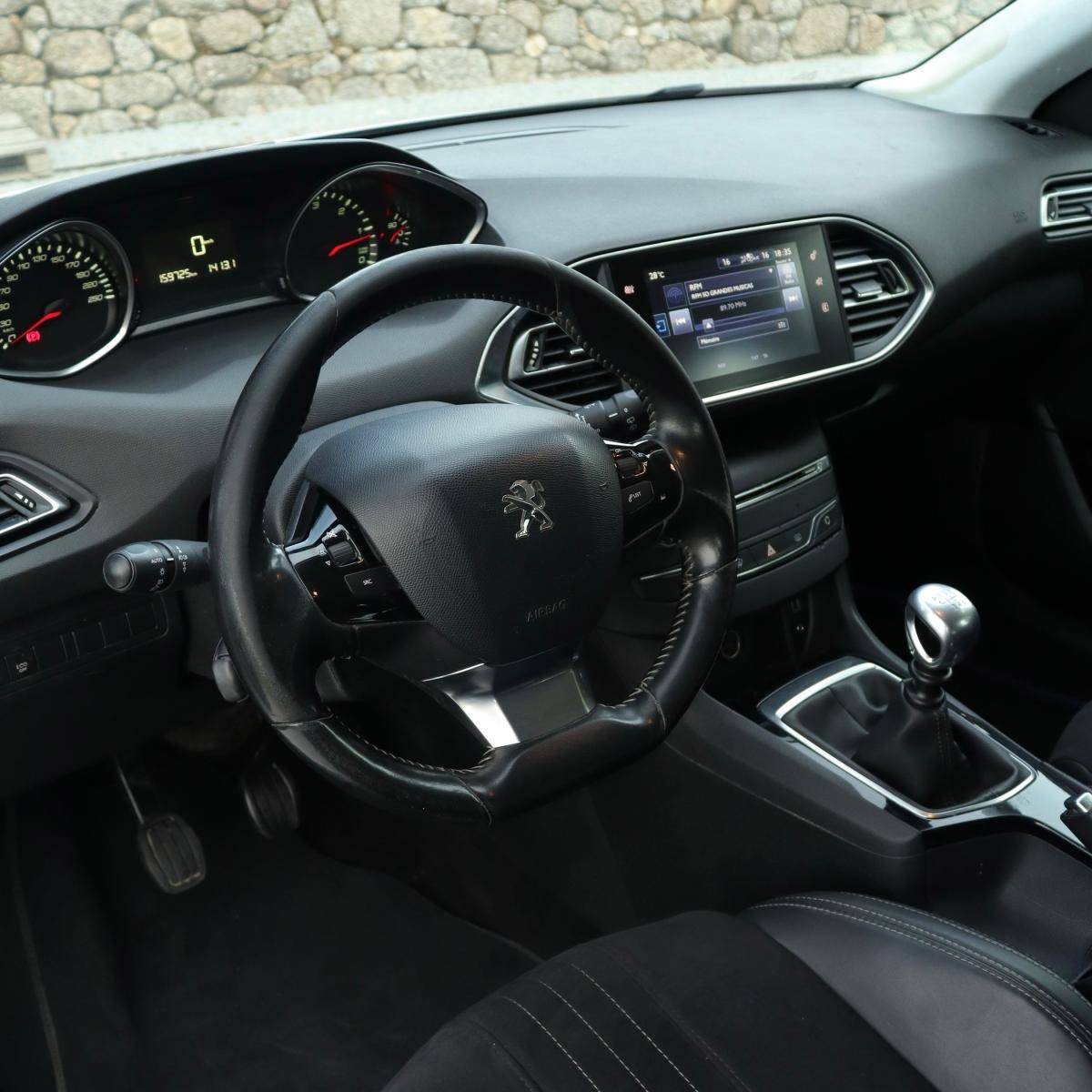 peugeot-308-2016-diesel-1560cc