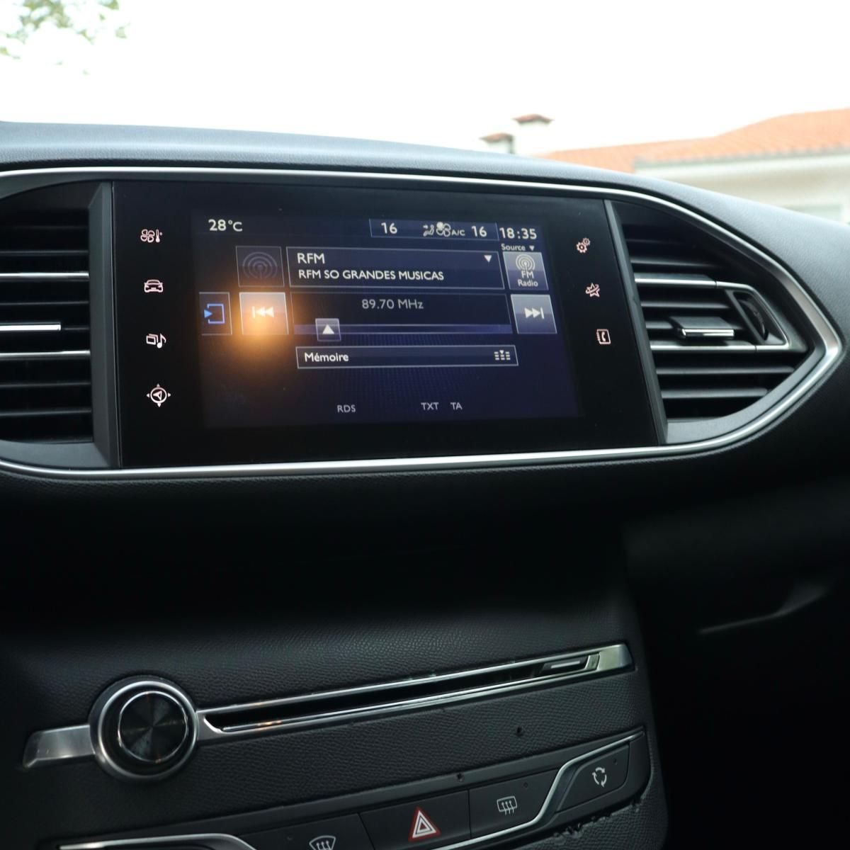 peugeot-308-2016-diesel-1560cc