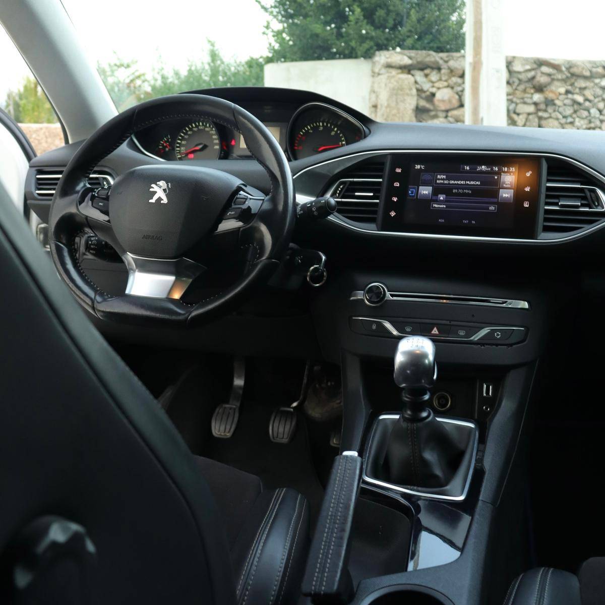 peugeot-308-2016-diesel-1560cc