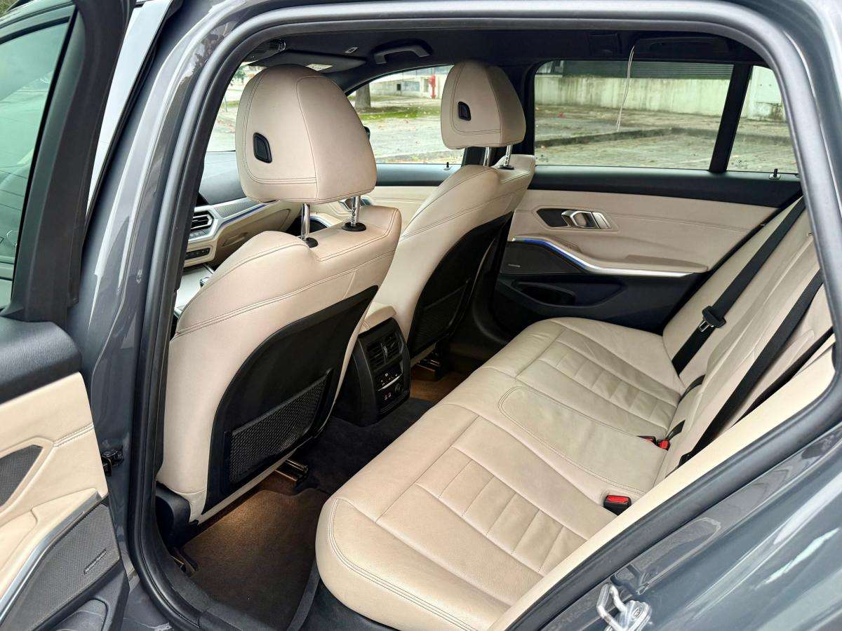 bmw-serie-3-2019-diesel-1995cc