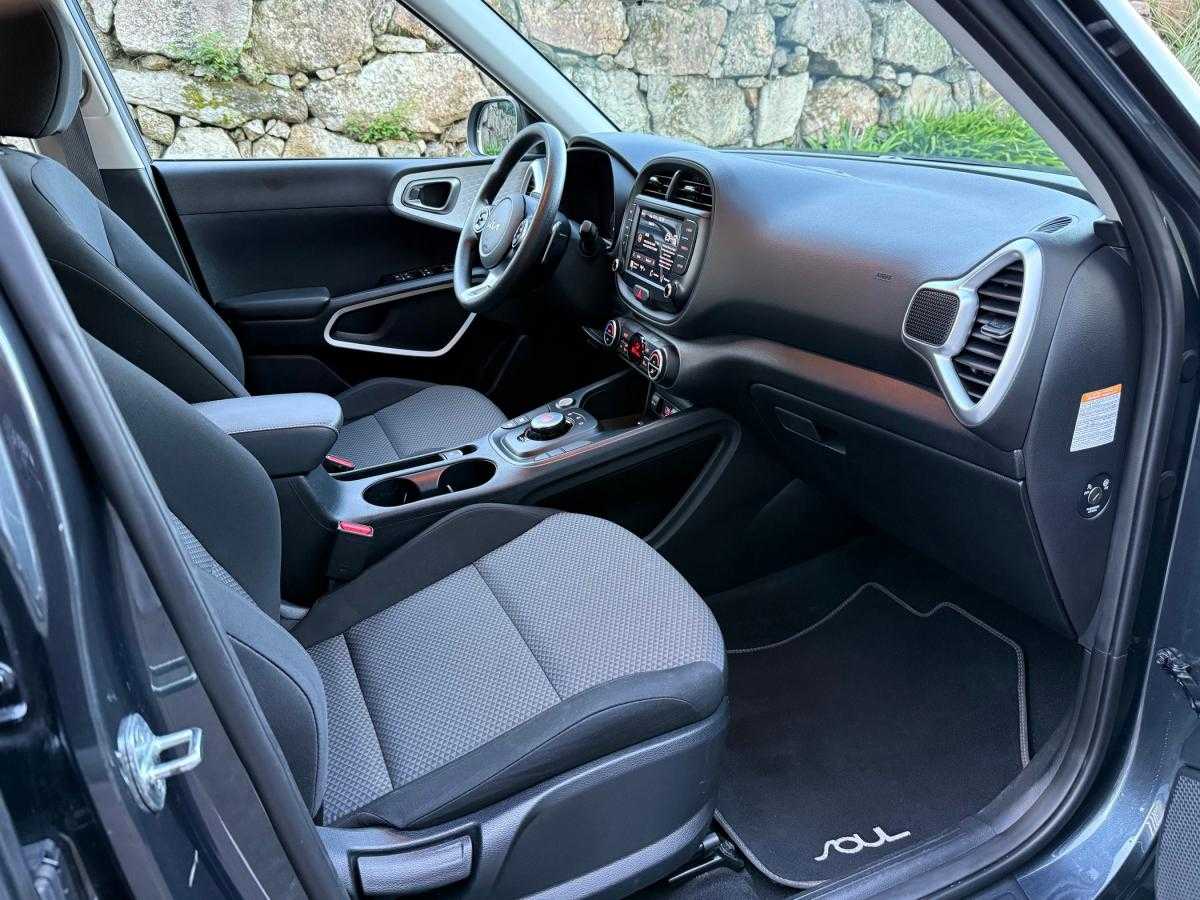 kia-soul-2022-eletrico-500cc
