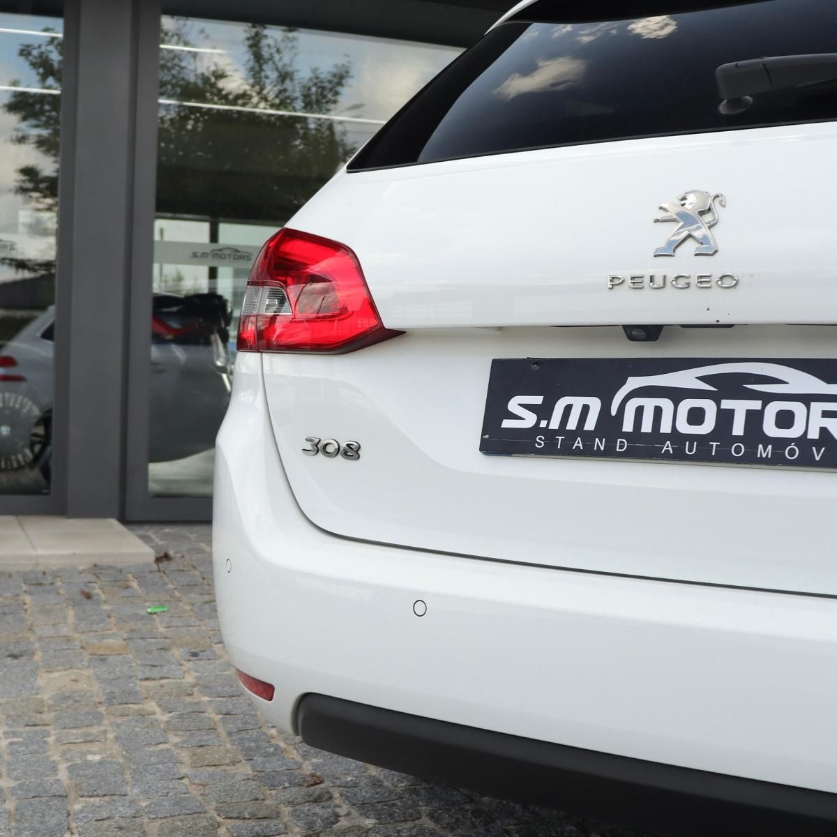 peugeot-308-sw-2019-diesel-1499cc