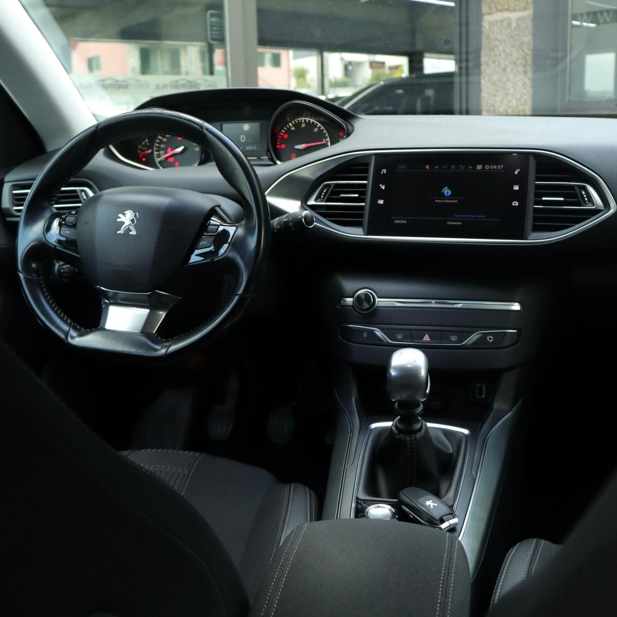 peugeot-308-sw-2019-diesel-1499cc