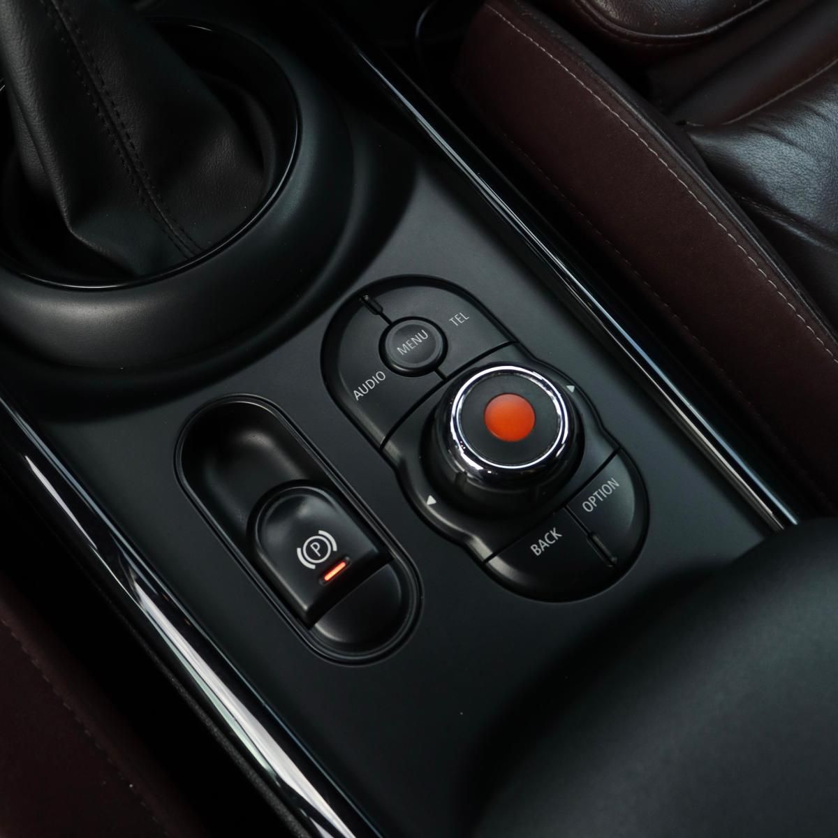 mini-clubman-2017-diesel-1496cc