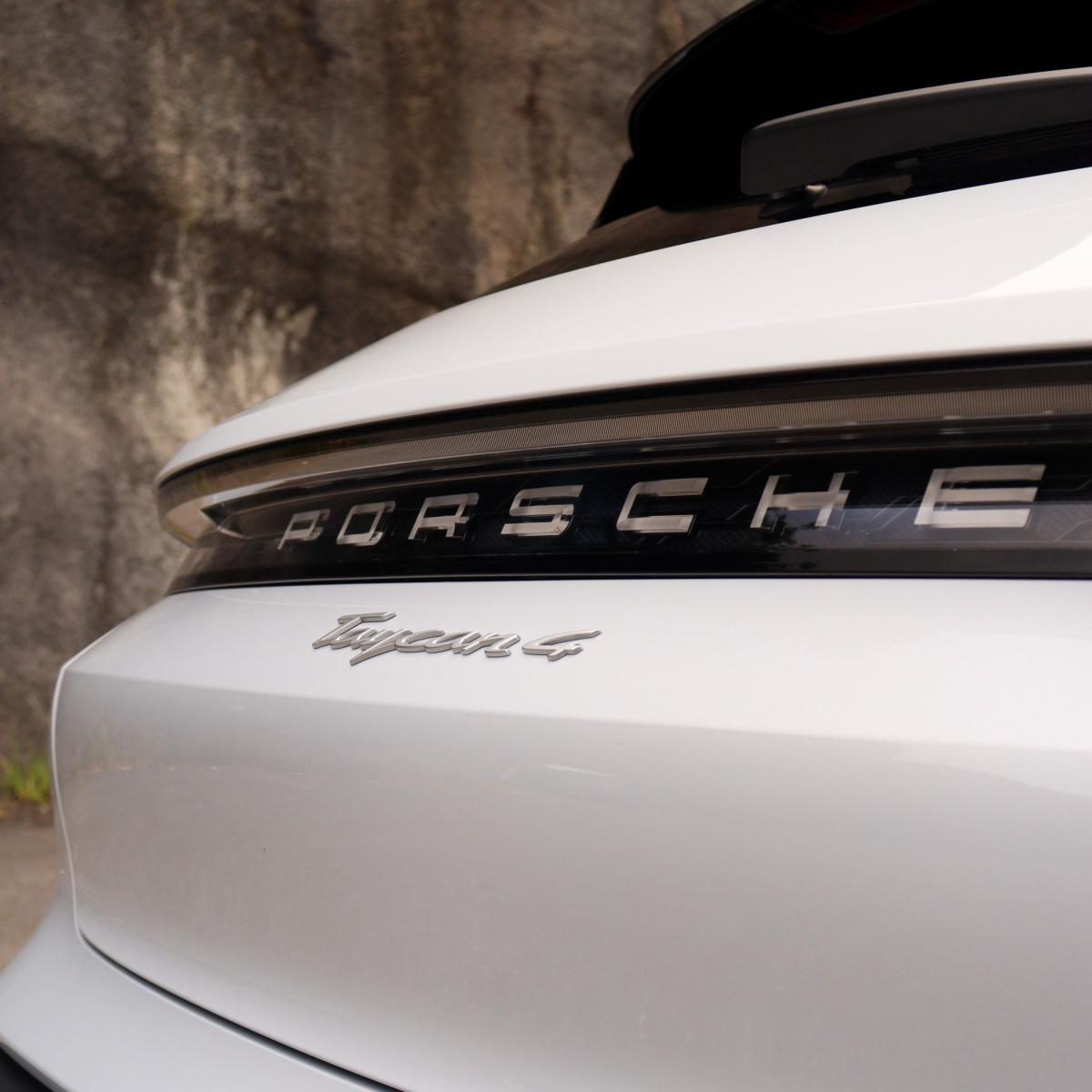 porsche-taycan-2023-eletrico-500cc