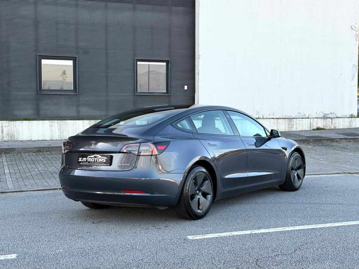 tesla-model-3-2021-eletrico-500cc