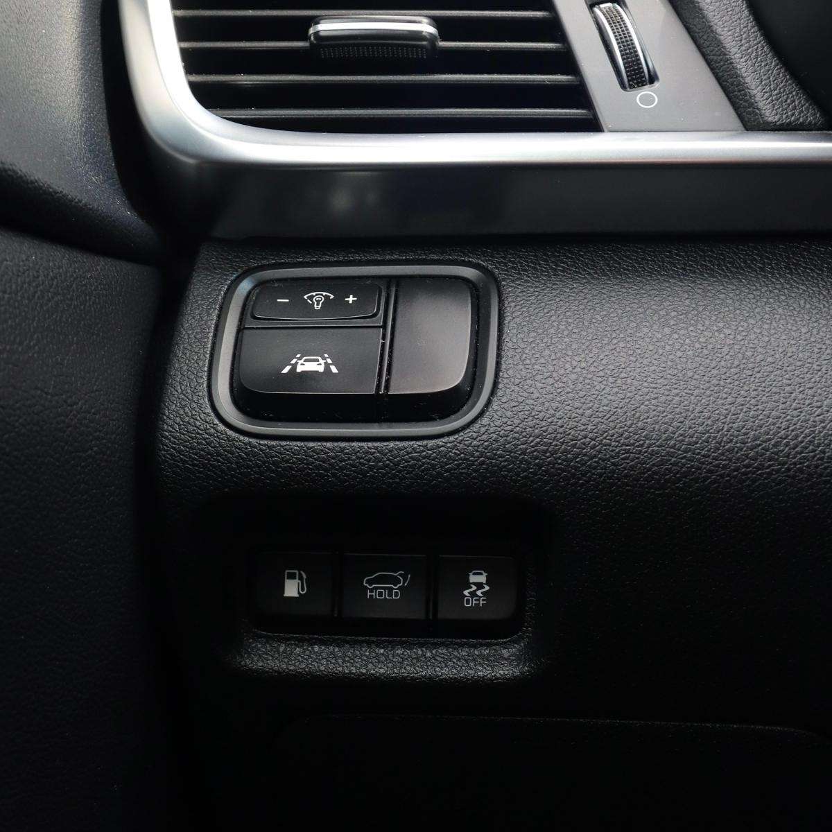 kia-optima-2020-hibrido-a-gasolina-1999cc